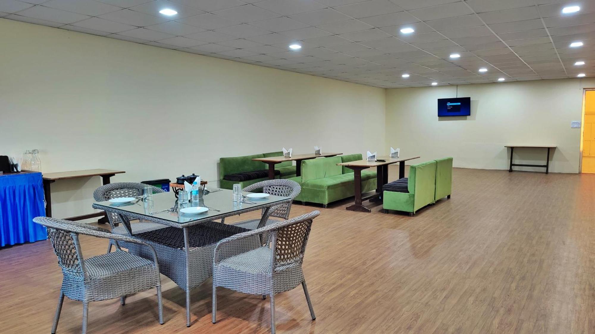 The Ashoka Inn 300Mts Walkable From Mall Road Σίμλα Εξωτερικό φωτογραφία