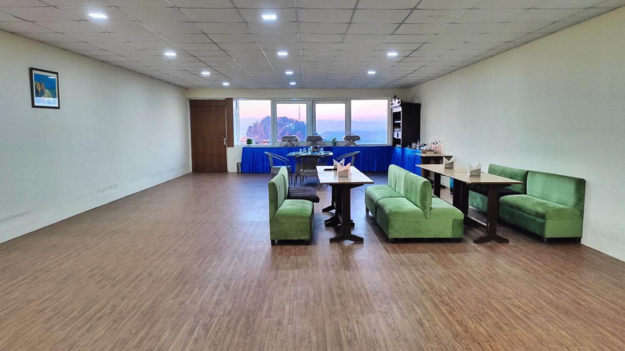 The Ashoka Inn 300Mts Walkable From Mall Road Σίμλα Εξωτερικό φωτογραφία