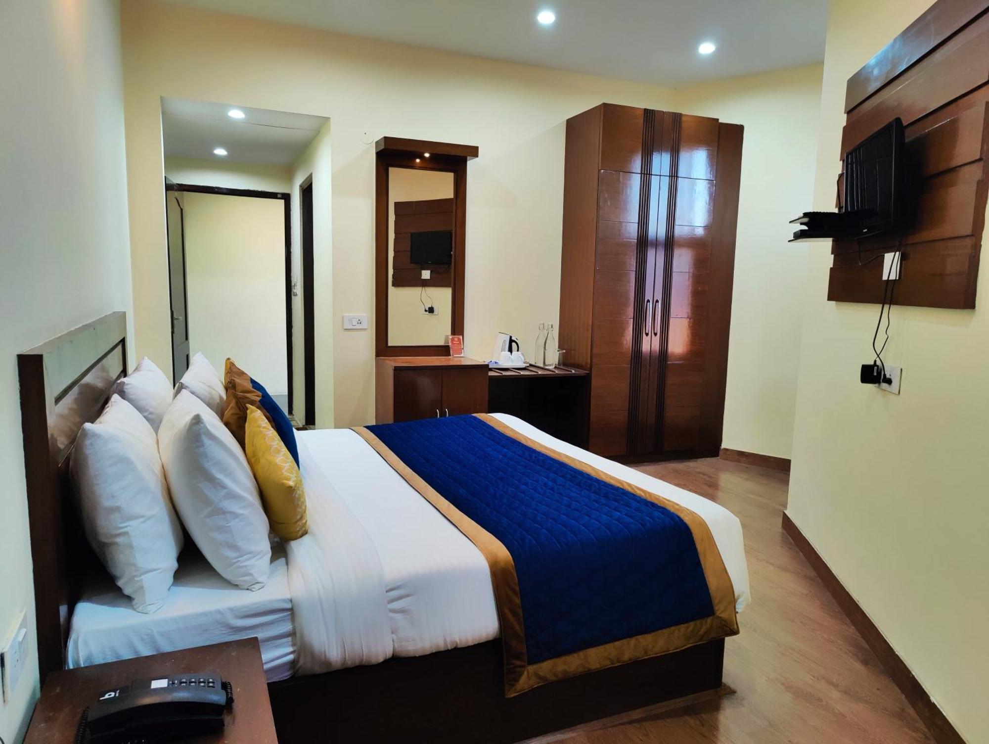 The Ashoka Inn 300Mts Walkable From Mall Road Σίμλα Εξωτερικό φωτογραφία