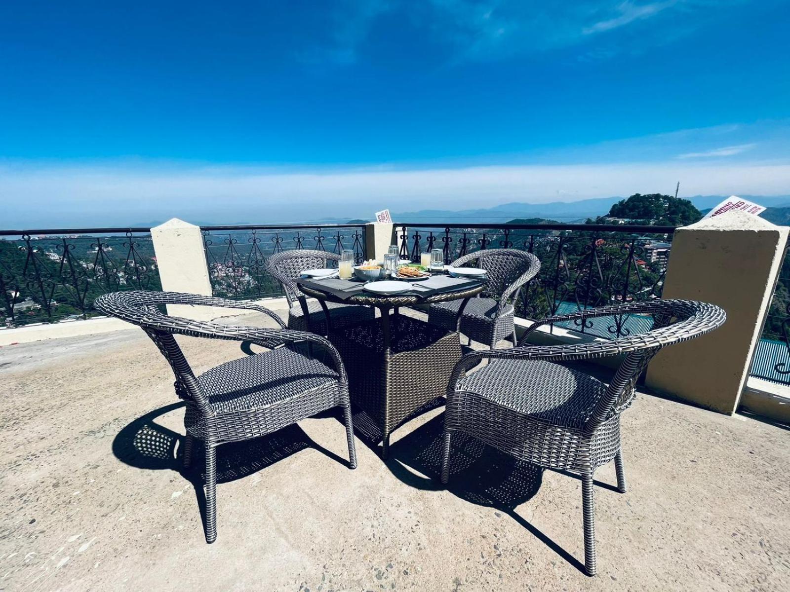 The Ashoka Inn 300Mts Walkable From Mall Road Σίμλα Εξωτερικό φωτογραφία