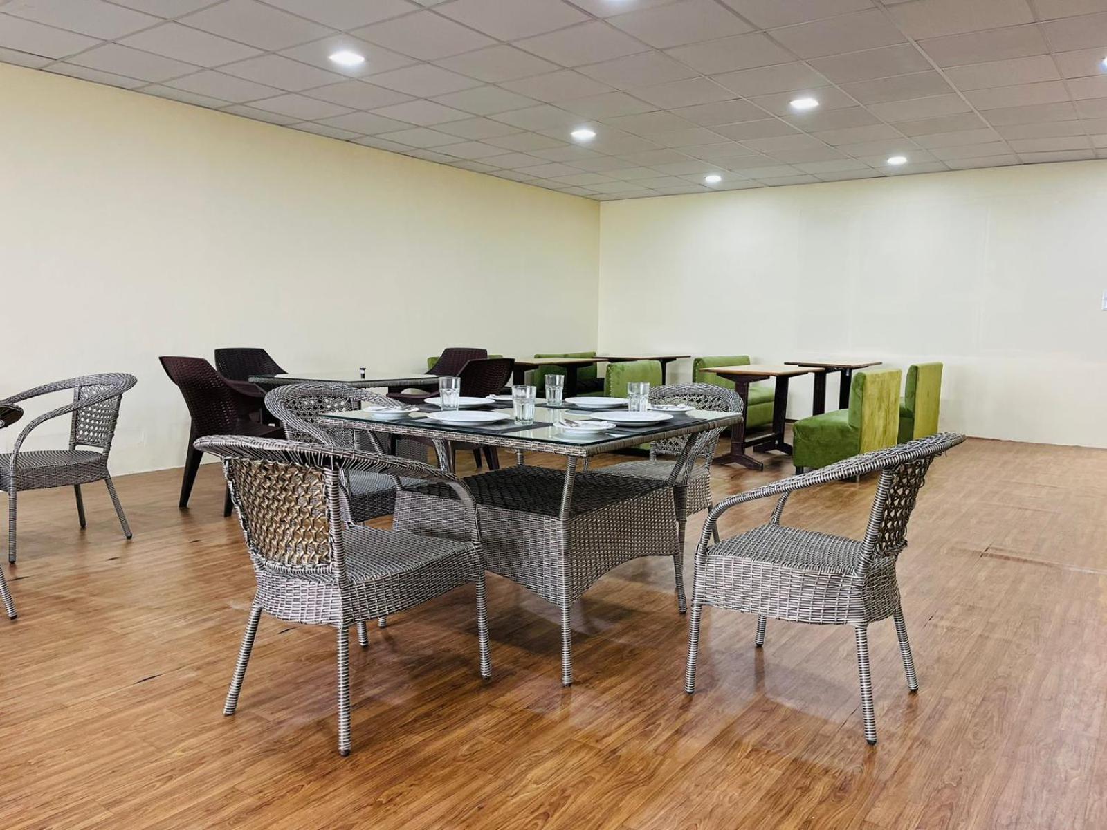 The Ashoka Inn 300Mts Walkable From Mall Road Σίμλα Εξωτερικό φωτογραφία
